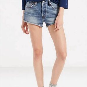 Levi’s 502 Jean Shorts in Blue Explorer